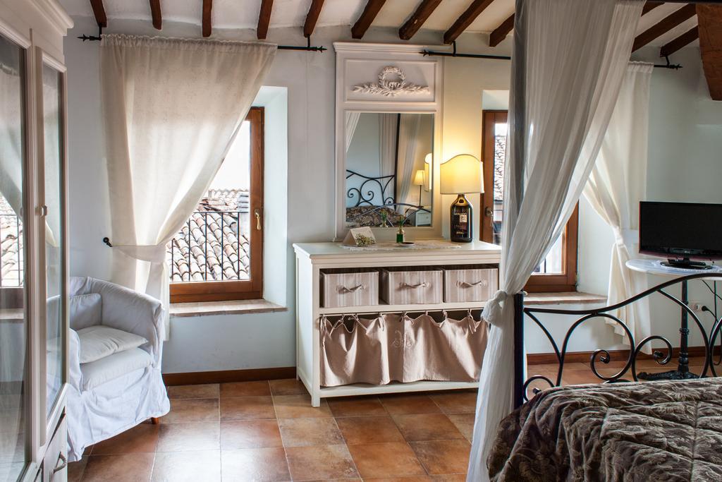 Anna Camere Montalcino Room photo